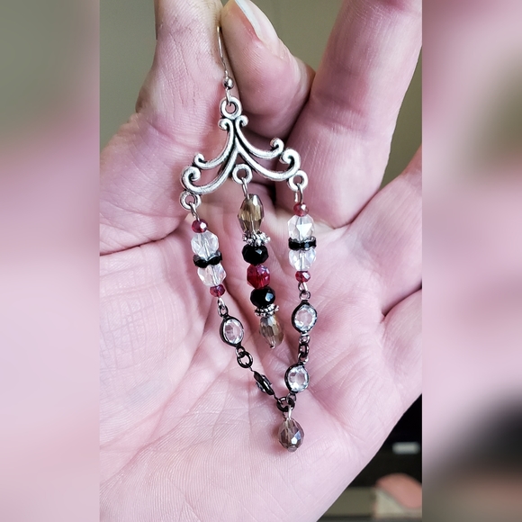 Handmade beaded earrings - Picture 2 of 4